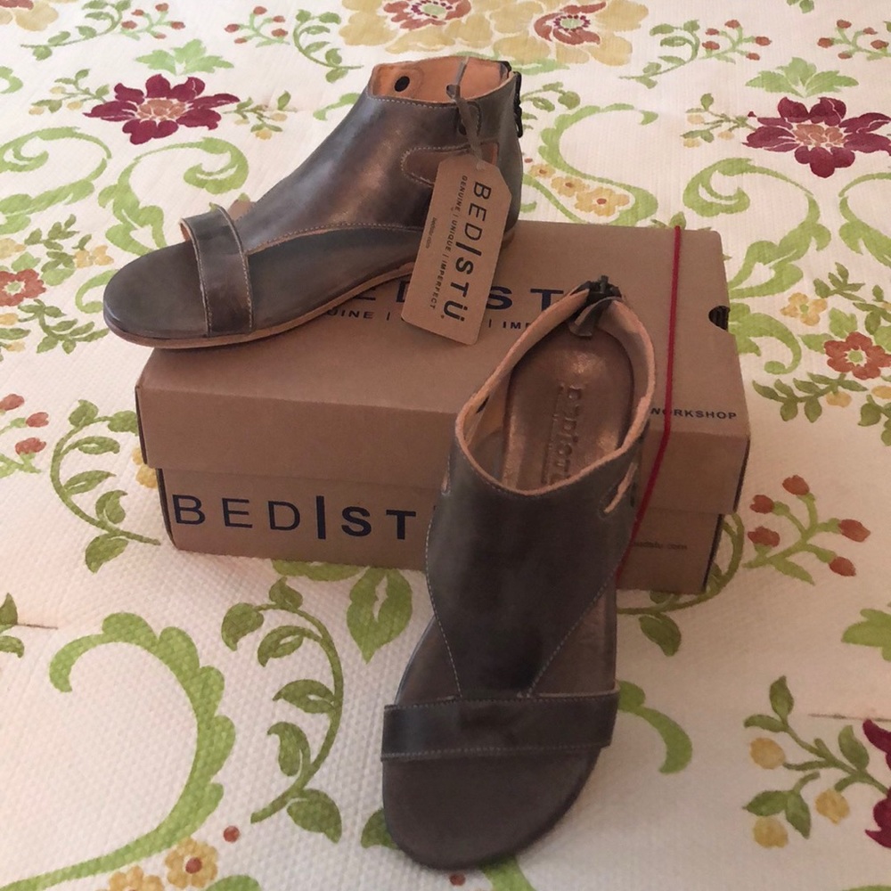 NWT! Bed Stu Taupe Rustic Soto Sandals 8.5